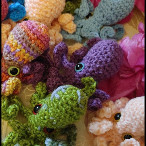 Hand Made Crocheted Mini Octopus Toy - Picture 12 of 12